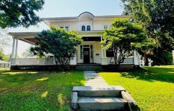 201 Chestnut St., Towanda, PA 18848