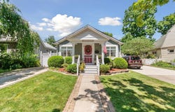 247 Harrison Street, Chelsea, MI 48118