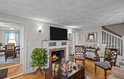 690 Killingly Street, Johnston, RI 02919