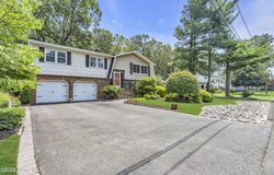 27 Greenhill Drive, Brick, NJ 08724