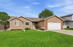 8419 Three Silos Dr, Wellington, CO 80549