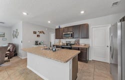 2557 SHAMROCK ST, TAVARES, FL 32778