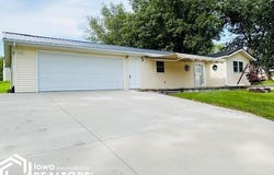 147 Hillcrest Ridge, Montezuma, IA 50171