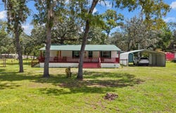 916 NE 821st St, Old Town, FL 32680