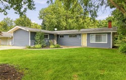 9103 Cranbrook Drive, Northfield Village, OH 44067
