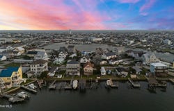 241 Moonlight Drive, Atlantic Beach, NC 28512