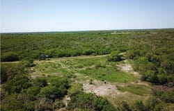 8439 FM 673, Beeville, TX 78102
