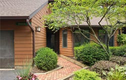 30105 Center Ridge Road unit: B, Westlake, OH 44145