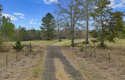 600 Harmony Trail, Center, TX 75935