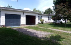 25874 Hiawatha Drive, Sturgis, MI 49091