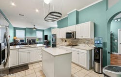 725 DEWBERRY Drive, St. Johns, FL 32259