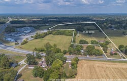 7150 Benton Road, Paducah, KY 42003