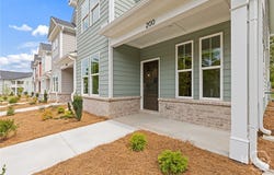 379 Summerville Lane, Athens, GA 30606