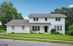 11 KENWICK ROAD, HOCKESSIN, DE 19707