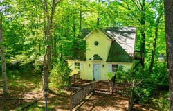 5454 Highway 11, Pickens, SC 29671