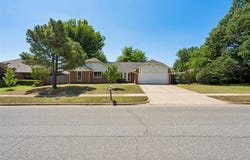 2912 Smiling Hill Boulevard, Edmond, OK 73013