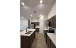 482 E Hayes St, Valley Center, KS 67147