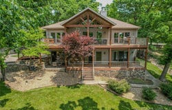 108 Lakeview Court, Four Seasons, MO 65049
