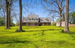 1524 PALMER CHAPEL Road, Pineville, LA 71360