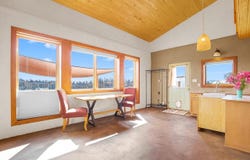 58 Calle Conejo, Arroyo Hondo, NM 87513
