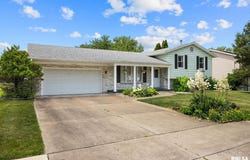 3524 W SAYMORE Lane, Peoria, IL 61615