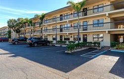 425 30TH AVENUE W, BRADENTON, FL 34205