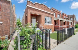 5322 W 22nd Place, Cicero, IL 60804