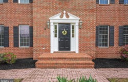 42827 SPINKS FERRY RD, LEESBURG, VA 20176