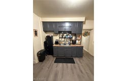 3401 Roanoke Avenue, Cleveland, OH 44109