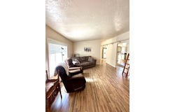 62 Erickson Avenue, Shady Cove, OR 97539
