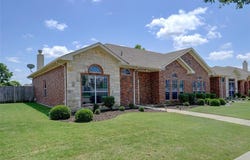 2210 Poinsettia Boulevard, Denton, TX 76208