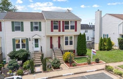9023 NEW BRITAIN CIRCLE, MANASSAS, VA 20110