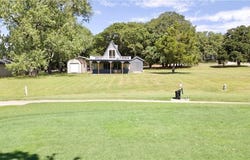 107 Cayuga Tr, Lake Kiowa, TX 76240