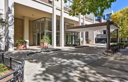 70 W Burton Place, Chicago, IL 60610