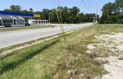 103 S Commercial Street, Harrisonville, MO 64701