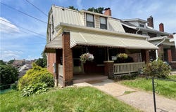 520 Berwin Ave, Brookline, PA 15226