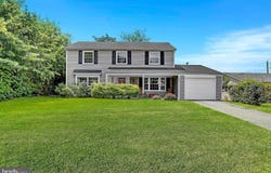 24 PEACHFIELD LANE, WILLINGBORO, NJ 08046