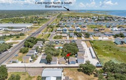 4212 HWY 35 S, ROCKPORT, TX 78382