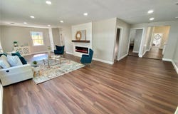 225 E Macoupin Street, Staunton, IL 62088