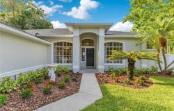 2024 FLAMING ARROW COURT, FERN PARK, FL 32730