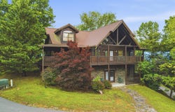 2906 Quiet Oak Way, Pigeon Forge, TN 37863