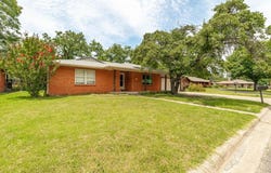 2080 N Woodland Street, Stephenville, TX 76401