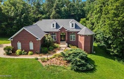 17106 Deer Crossing Trail, Louisville, KY 40023