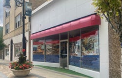 710 Lee Street, Des Plaines, IL 60016