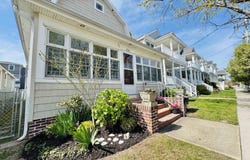 226 Asbury Ave, Ocean City, NJ 08226