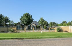 1414 Cactus Drive, Levelland, TX 79336