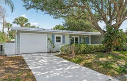 338 SW Winnachee Drive, Stuart, FL 34994