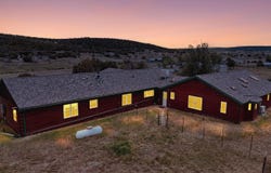 985 COUNTY LINE Road, Edgewood, NM 87015