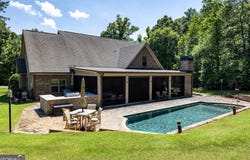 116 Crescent, Forsyth, GA 31029
