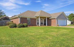 315 Orchard Way, Brandon, MS 39047